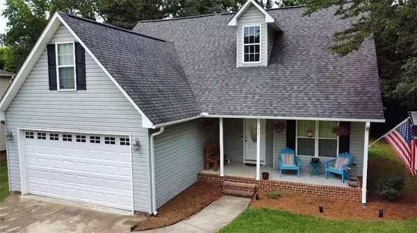 73 Harris Farm CT, Thomasville, NC 27360