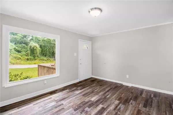 Madison, NC 27025,305 Short AVE