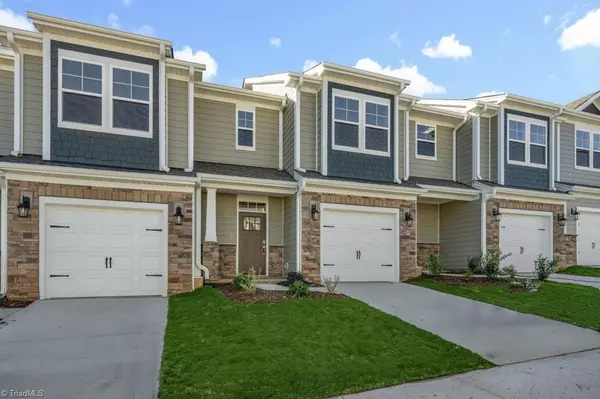 1964 hallview CT, Kernersville, NC 27284