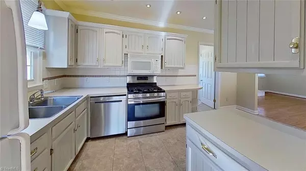 Mcleansville, NC 27301,5227 Hicone RD