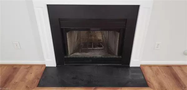 Mcleansville, NC 27301,5005 Emberly DR