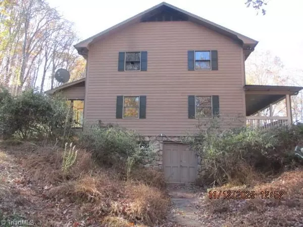 Ronda, NC 28670,909 Outback DR