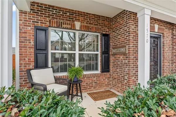 Kernersville, NC 27284,1570 Country LN