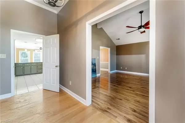 Winston-salem, NC 27107,609 Nottinghill DR