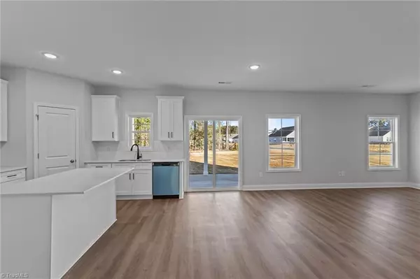 Randleman, NC 27317,407 Pinnacle DR