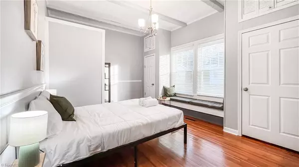 Greensboro, NC 27405,1306 Bogart ST