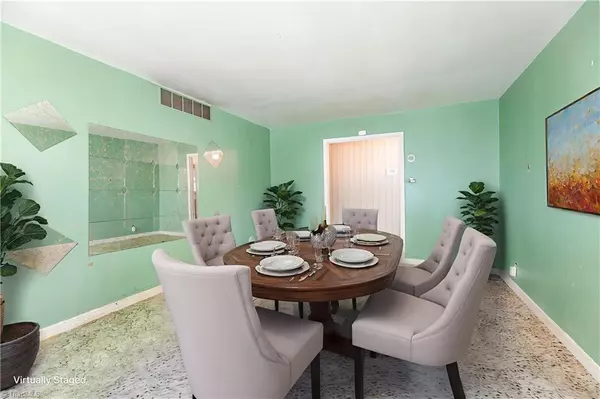 Winston-salem, NC 27105,3709 Whitfield RD