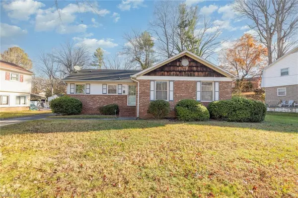 3709 Whitfield RD, Winston-salem, NC 27105