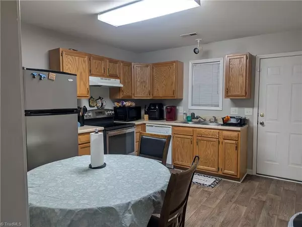 Winston-salem, NC 27127,843 Brickwood CT