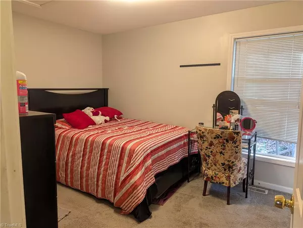 Winston-salem, NC 27127,843 Brickwood CT