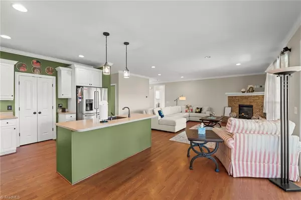 High Point, NC 27263,6318 Gray Farm RD