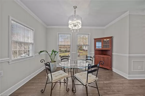 Elon, NC 27244,6 Willow Oak