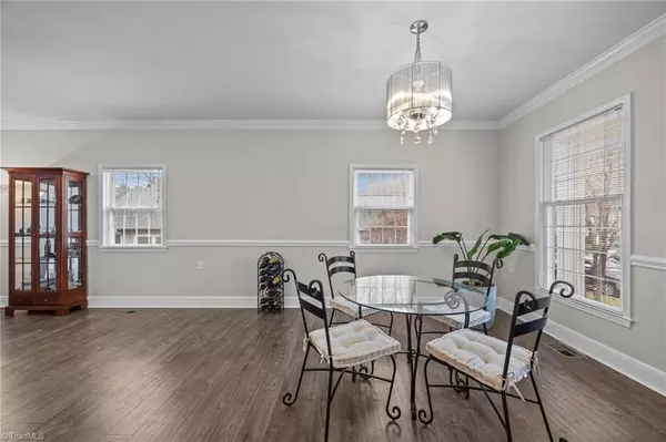 Elon, NC 27244,6 Willow Oak