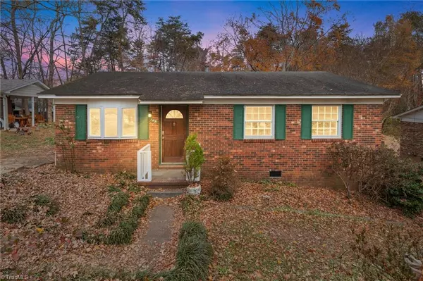 149 Blaze ST, Winston-salem, NC 27105