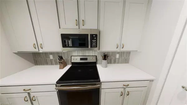 Kernersville, NC 27284,3537 Spring Hope CT