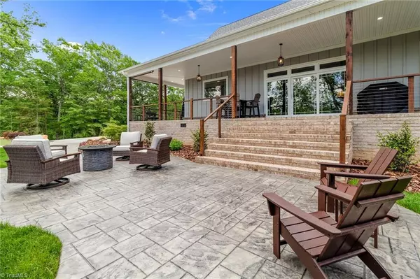 Denton, NC 27239,1090 Rocky Cove LN