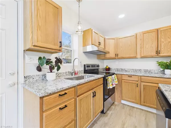 Mayodan, NC 27027,211 5th AVE