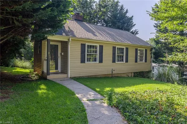 829 S Sunset DR, Winston-salem, NC 27103