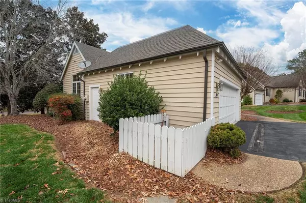 Bermuda Run, NC 27006,119 Linden PL