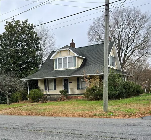 324 Salem ST, Lexington, NC 27292
