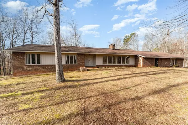 Winston-salem, NC 27103,2694 Lockwood DR