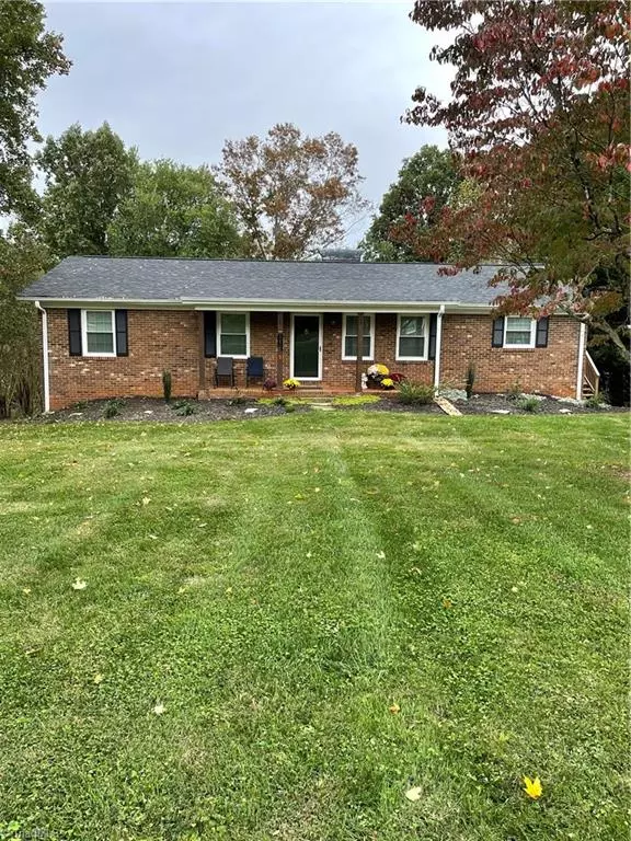 142 Arthur Haney RD, Dobson, NC 27017