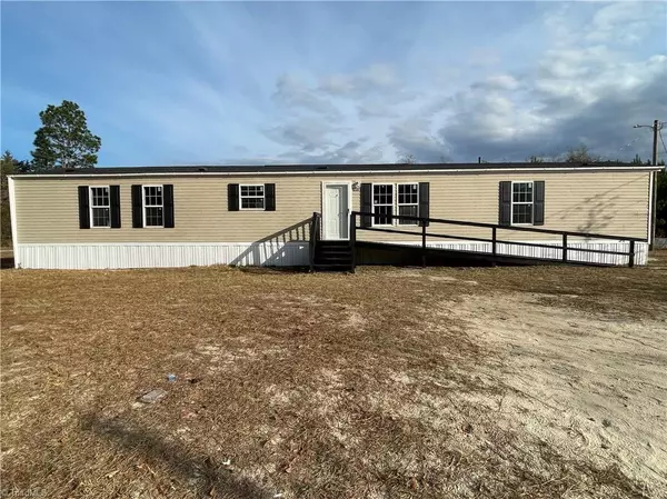 6581 Crestline RD, Laurinburg, NC 28352