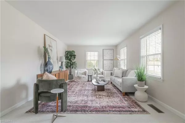 Winston-salem, NC 27106,2910 Hope Valley RD