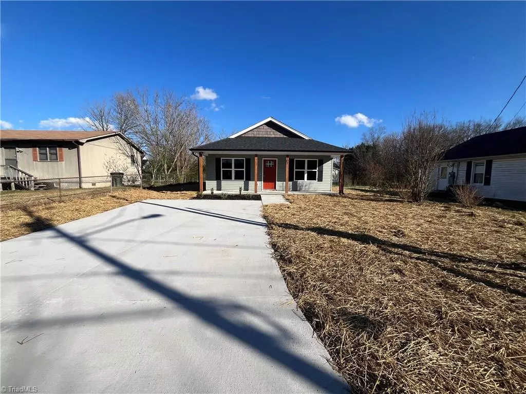 Thomasville, NC 27360,707 Trotter ST