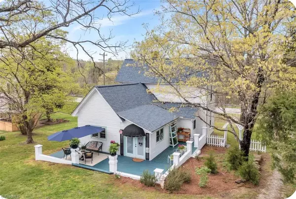 8027 Nc Highway 801 S, Cooleemee, NC 27014