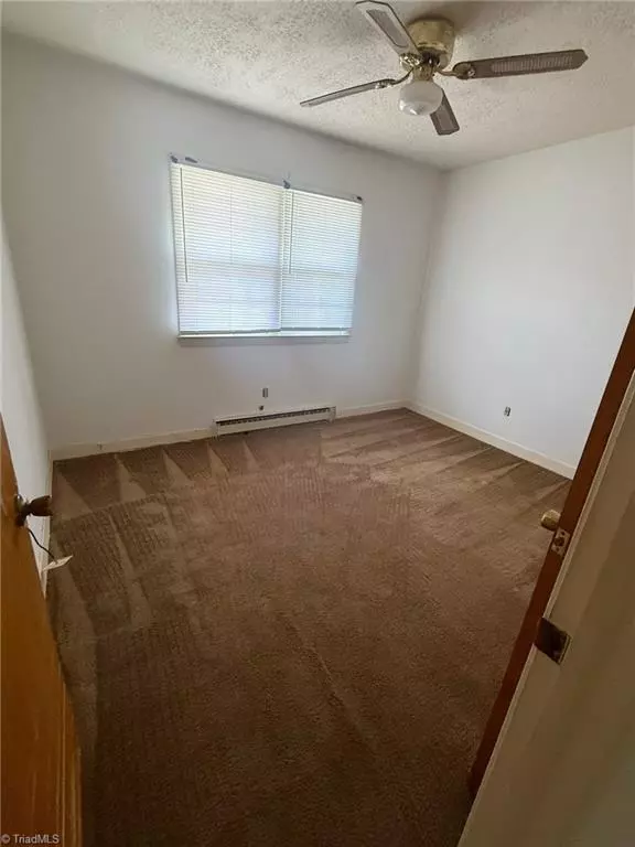 Thomasville, NC 27360,115 Forsyth ST