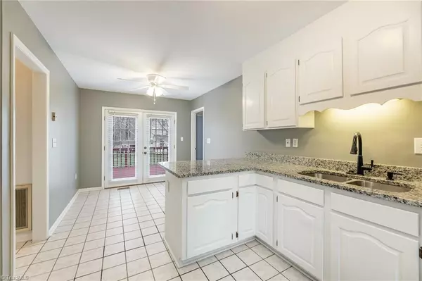 Winston-salem, NC 27105,228 Creeksedge CT