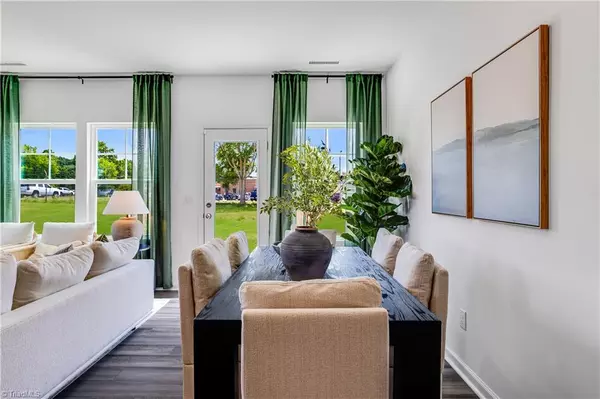 Haw River, NC 27258,911 pilot ST