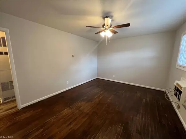 Greensboro, NC 27406,857 Bellevue ST #A