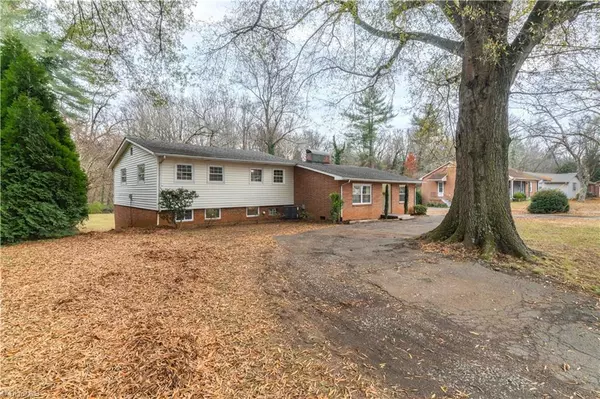 Winston-salem, NC 27106,5251 Silas Creek Pkwy