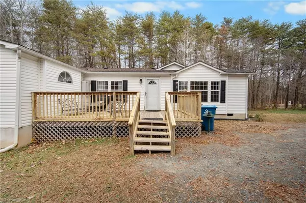 Mocksville, NC 27028,147 Camellia LN