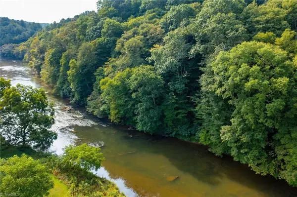 Jefferson, NC 28640,63 Village Pine DR