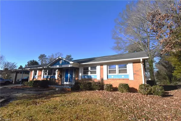 3650 Spaulding DR, Winston-salem, NC 27105