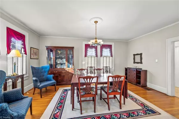 Winston-salem, NC 27101,637 Hunter AVE