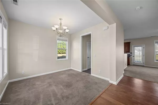 Burlington, NC 27215,4018 Bow CT