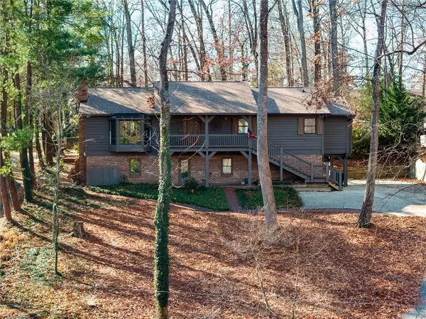 High Point, NC 27265,3515 Bentbrook DR