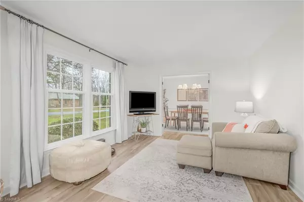 Clemmons, NC 27012,6736 Forest Oak DR