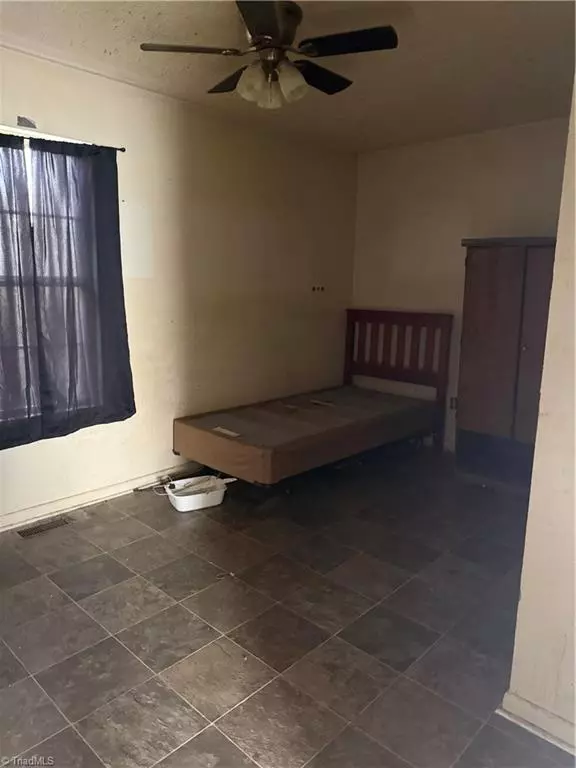 Asheboro, NC 27203,546 Woodlawn ST