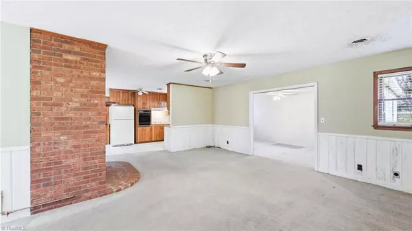 Winston-salem, NC 27103,6070 Blue Bonnet LN