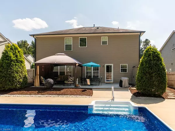 Burlington, NC 27215,2919 Victoria Falls DR