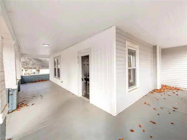 Reidsville, NC 27320,612 Thomas ST