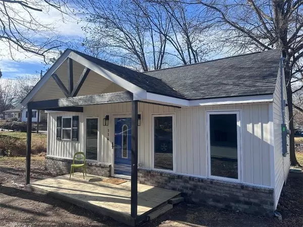 Thomasville, NC 27360,114 Council ST