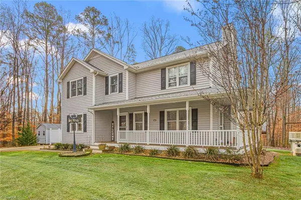 Graham, NC 27253,833 Driftwood DR