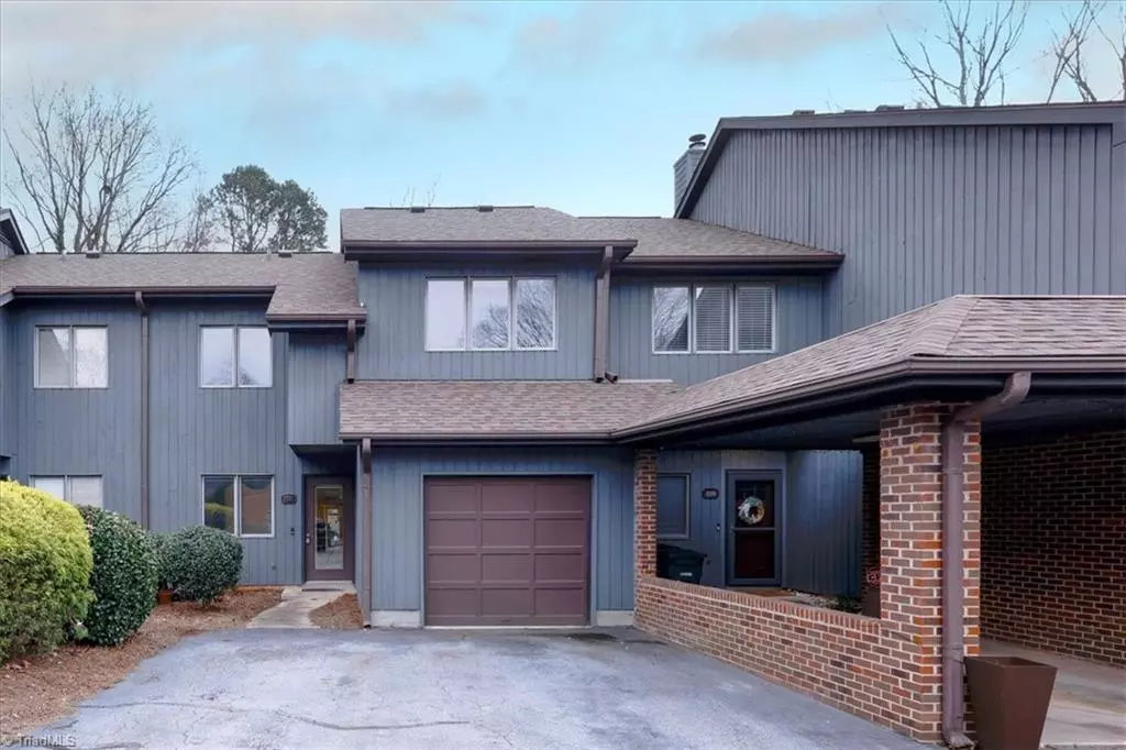 Greensboro, NC 27410,210 College RD #303