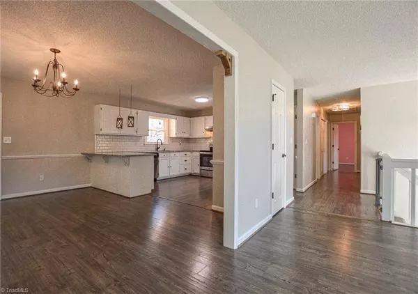 Clemmons, NC 27012,532 Henderson DR